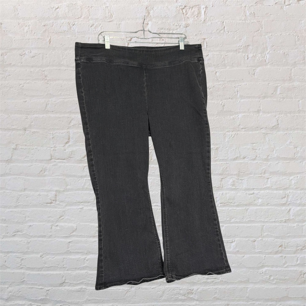 Old Navy Weekender Flare Jeans Womens 18 Petite Black High Rise Pull On Stretch